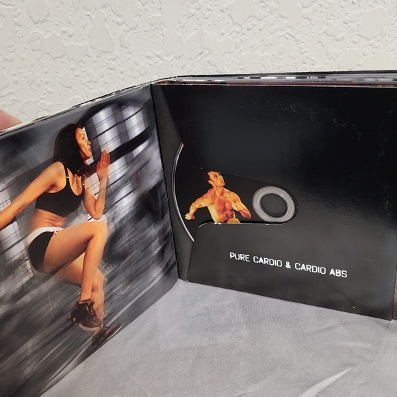 Insanity Beach Body Full 9 DVD Set - Picture 6 of 12